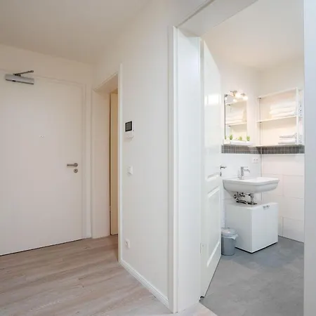 Pier 67 Familienkoje Marina Neustadt Roge