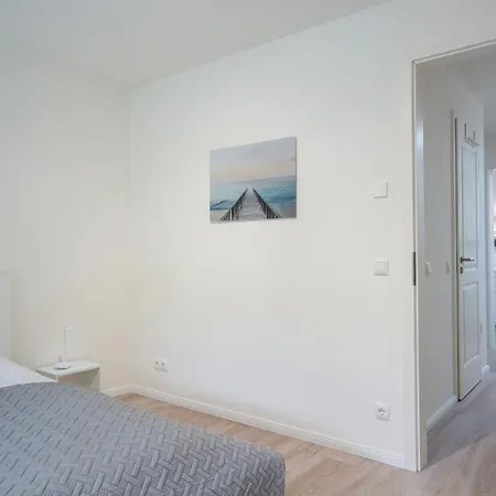 Pier 67 Familienkoje Marina Neustadt Lejlighed Roge