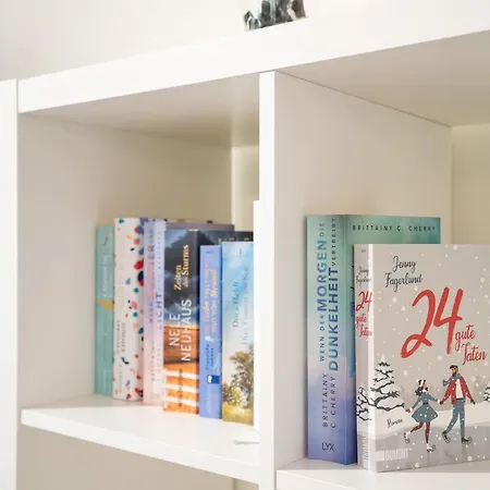 Pier 67 Familienkoje Marina Neustadt